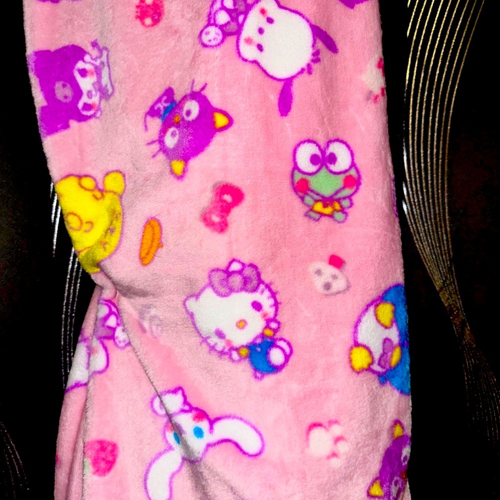 Hello kitty blanket